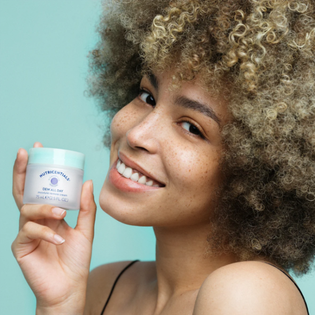 Feuchtigkeitscreme Dew All Day NUTRICENTIALS_Nu-Skin